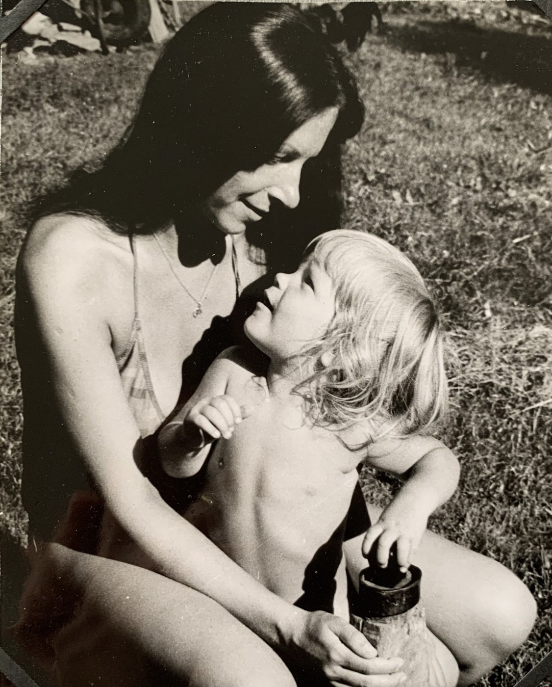 Cecílie with her mother Lenka Procházková